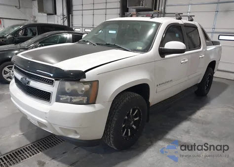 2008 Chevrolet Avalanche 1500 Ls/Lt/Ltz z USA, uszkodzony, nr VIN 3GNFK12358G147656